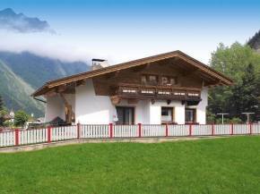 Ferienhaus mit Kaminofen und Skiraum - A 152.006